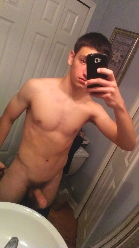 WANKING-TEENBOY-SELFIES